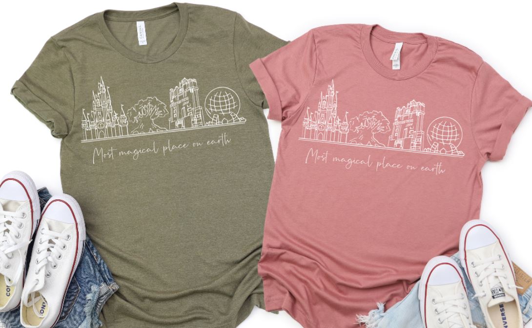 Women's Magic Kingdom T-Shirt - Castle Graphic Short Sleeve Top For Vacation